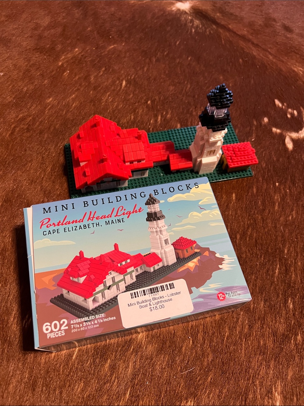 Mini Building Blocks Portland Head Light Lighthouse Set - Red & White